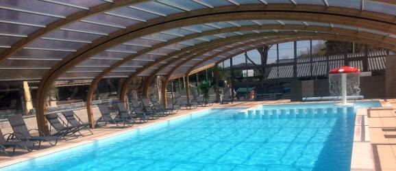 CAMPING LA CLE DES CHAMPS ****, en el borde de un río en Auvergne-Rhône-Alpes