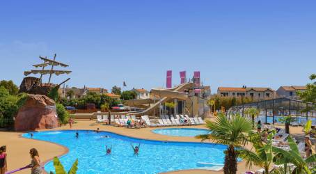 CAMPING 2 PLAGES ET OCEAN ****, en el borde del mar en Nouvelle-Aquitaine