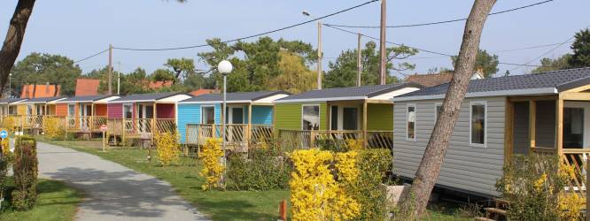 CAMPING LES GALETS DE LA MOLLIERE ***, en el borde del mar en Hauts-de-France