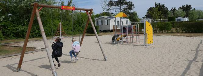 CAMPING LE BOIS DE PINS ***, en el borde del mar en Hauts-de-France