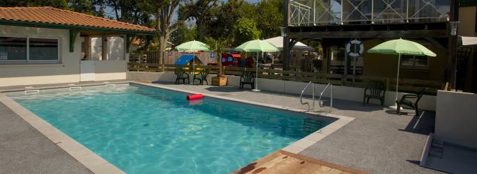 CAMPING PASTEUR VACANCES ***, en el borde del mar en Nouvelle-Aquitaine