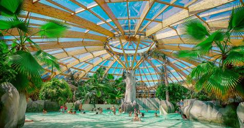 CAMPING & SPA AIROTEL L'OCEAN *****, en el borde del mar en Nouvelle-Aquitaine